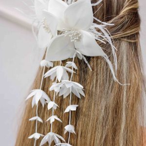 Gelin Saç Aksesuarı/ Düğün Nikah Çiçekli Otrişli Beyaz Saç Aksesuarı - Görsel 4
