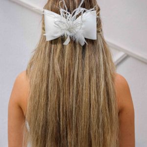 Gelin Saç Aksesuarı / Nikah Düğün Beyaz Taşlı Otrişli Fiyonk - Görsel 1