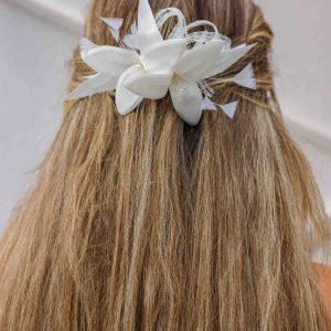 Gelin Saç Aksesuarı / Nikah Düğün Çiçekli Otrişli Beyaz Saç Aksesuarı - Görsel 2