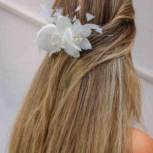 Gelin Saç Aksesuarı / Nikah Düğün Beyaz Otrişli Çiçekli Saç Aksesuarı - Görsel 3