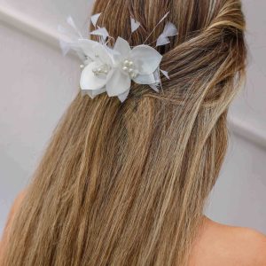Gelin Saç Aksesuarı / Nikah Düğün Beyaz Otriş Çiçek İnci Saç Aksesuarı - Görsel 3