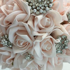 001 TAŞLI GELİN EL BUKETİ - Görsel 2