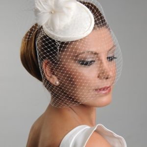 TRA-006 TÜYLÜ VUALETLİ ŞAPKA690 - Görsel 2